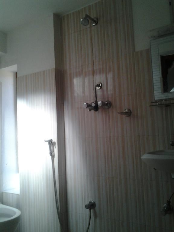 Bhatgoan Ajima Guest House חדר תמונה