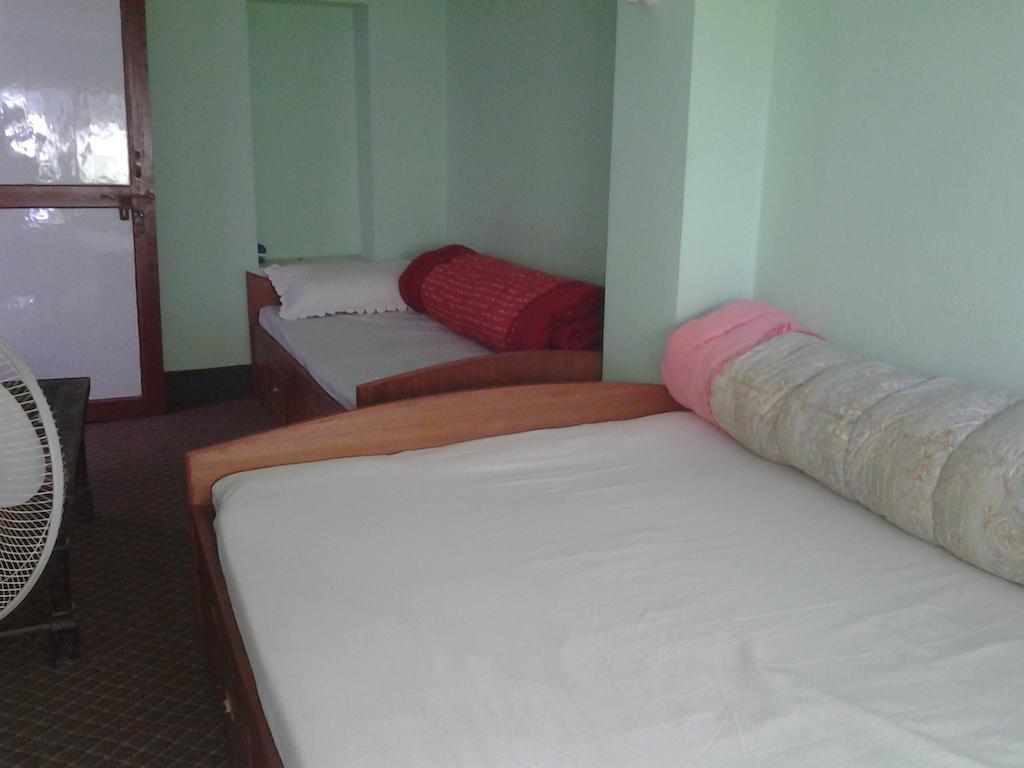 Bhatgoan Ajima Guest House חדר תמונה